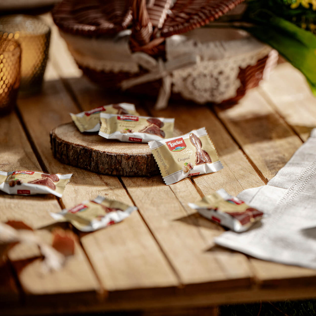 Tortina Mini Original, Chocolate Coated Wafer on a wooden table